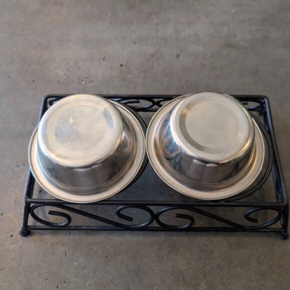 Pet Food And Water Bowls with Metal Stand. Size Small - Picture 3 of 4
